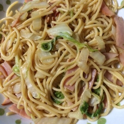 白菜のパスタは初めてでした。簡単で美味しかったです！白菜とバターしょうゆって美味しい組み合わせなんですねー！また作ります♪